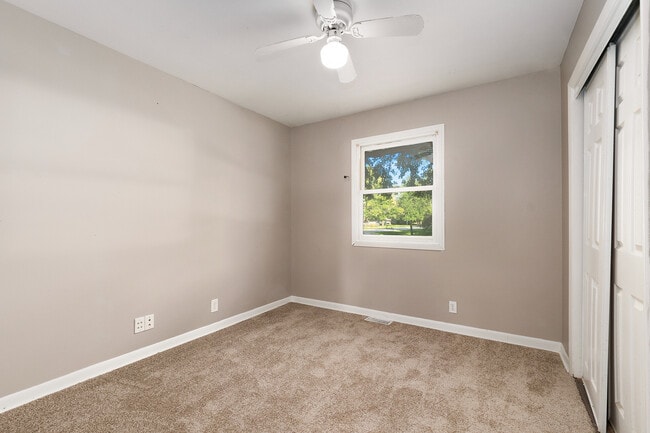 Building Photo - 16340 S McGrath Dr