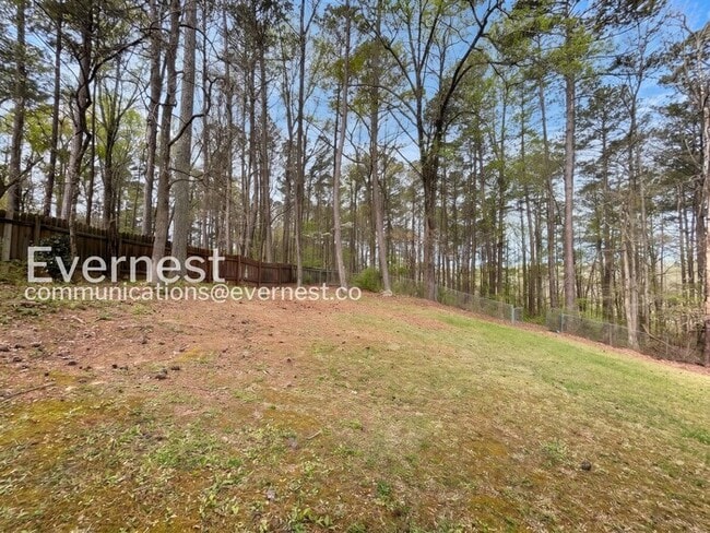 Building Photo - 321 Sadler Dr