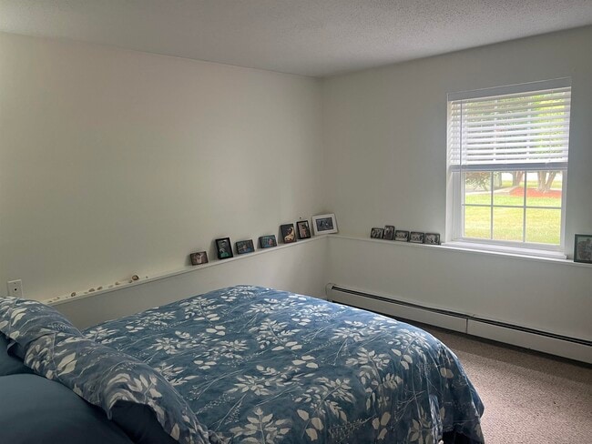 Building Photo - 402 White Cedar Blvd