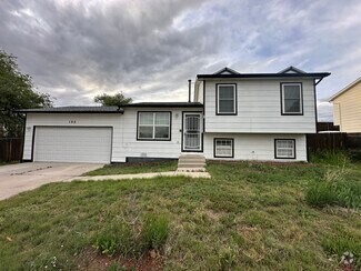 Building Photo - 102 Comanche Ct