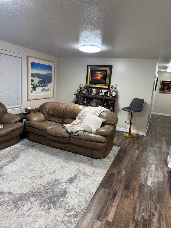 Building Photo - 4524 Balsam Ave