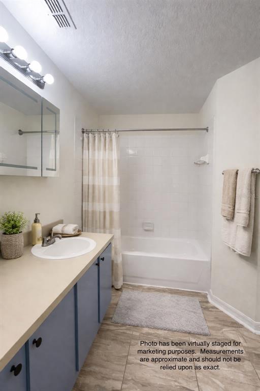 Building Photo - 668 Cornwallis Dr