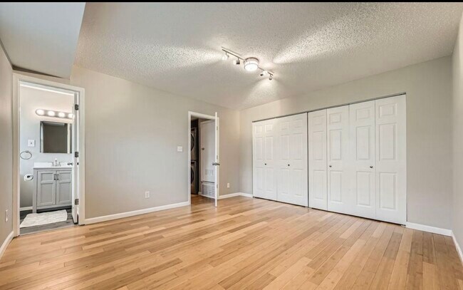 Building Photo - 11921 Tarragon Rd