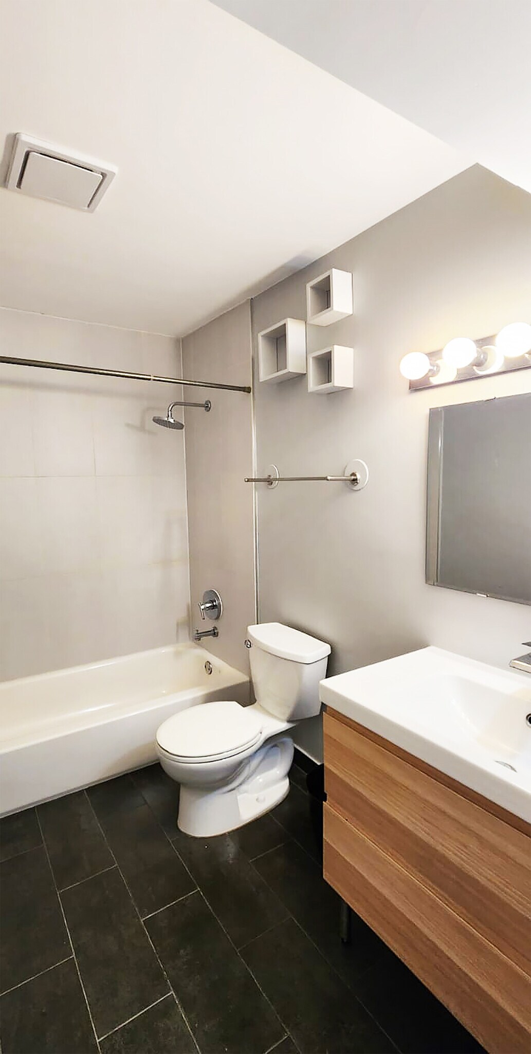 Building Photo - 8621 SW 5th St