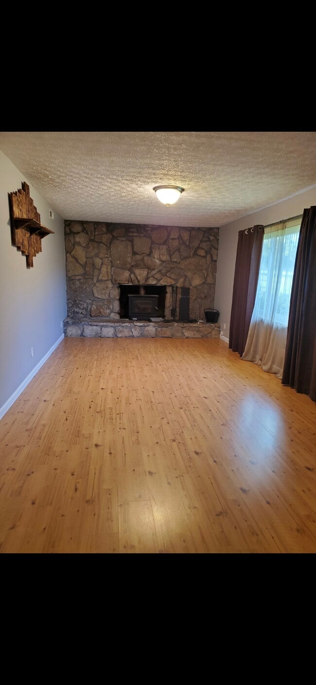 Building Photo - 1029 tazewell pike