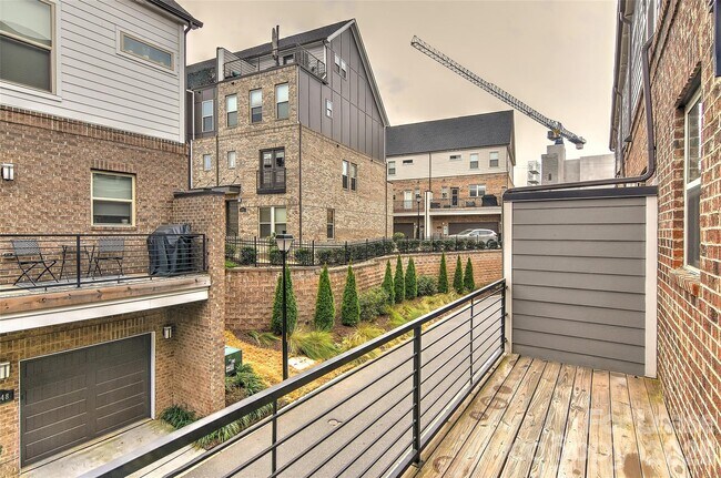 Building Photo - 13047 Tinton Ave