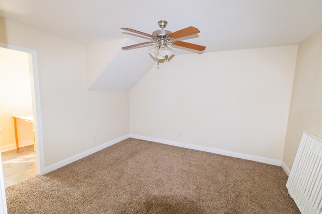 Building Photo - 8100 Burkhalter Rd