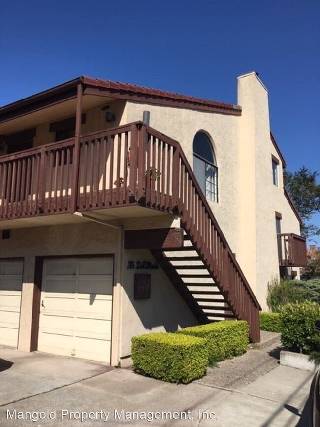 25 Del Monte Ave 25 Del Monte Ave Monterey CA 93940 Apartment Finder