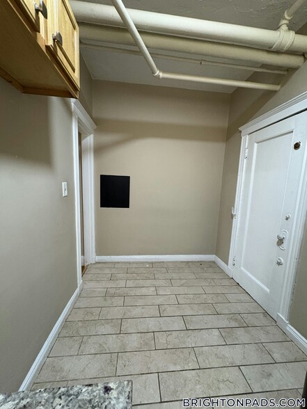 Primary Photo - 32 Sidlaw Rd