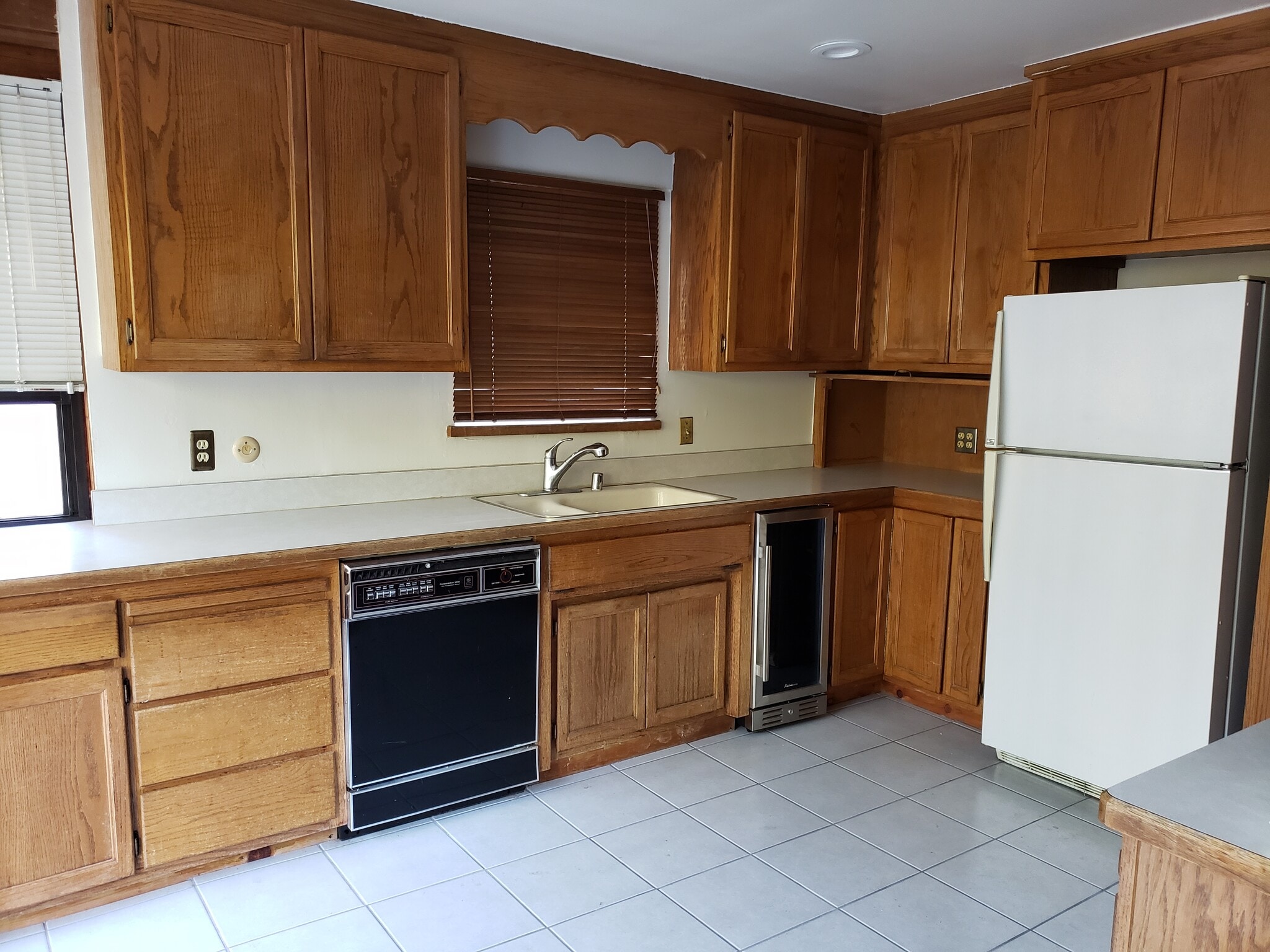 Kitchen - 2623 H St