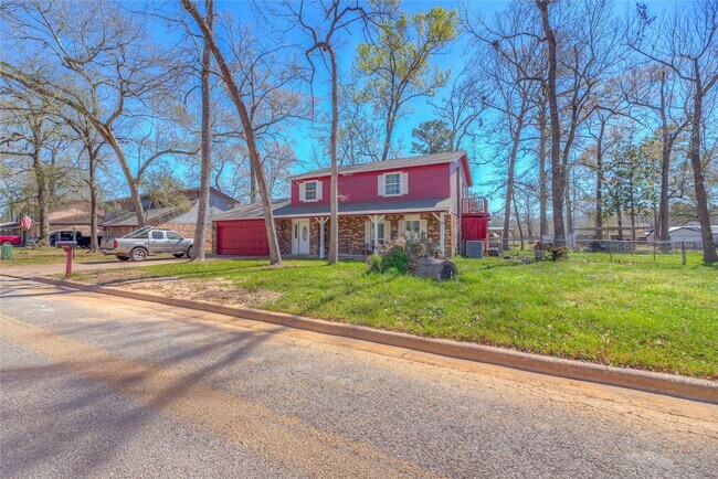Building Photo - 25634 Chestnut Ln