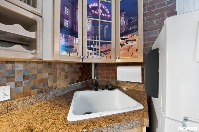 Building Photo - 1450 High St