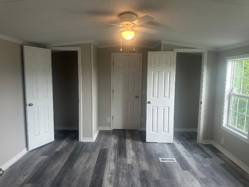 Building Photo - 1410 Elias Ln