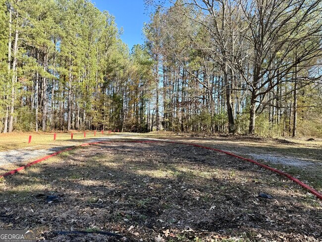 Building Photo - 4770 Colham Ferry Rd