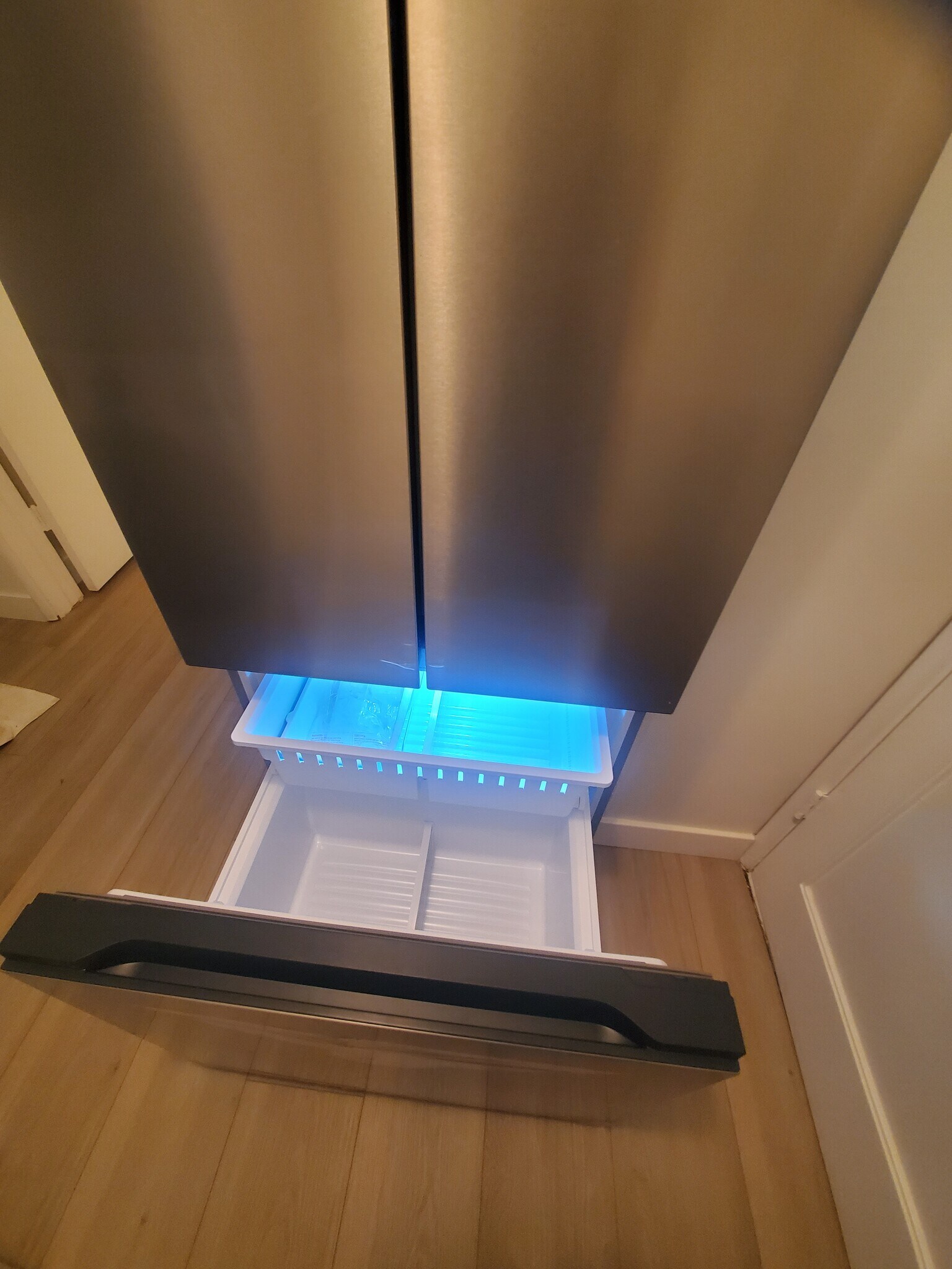 Building Photo - 13529 Burbank Blvd