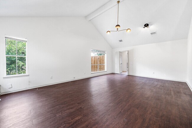 Building Photo - 10230 Trade Winds Dr