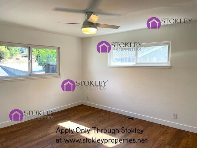 Building Photo - 723 Slater Ave