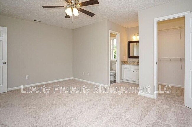 Building Photo - 1517 Clan Campbell Dr