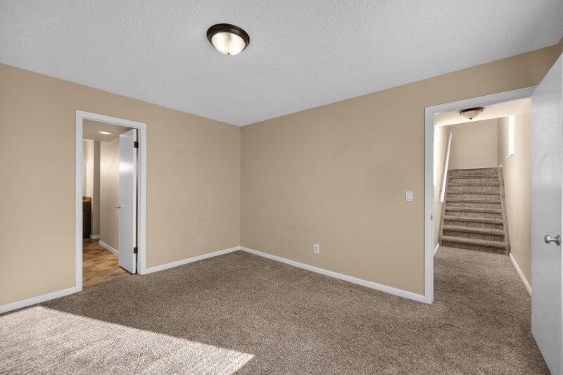 Building Photo - 2165 Broadmoor Rd Cir