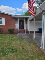 Building Photo - 355 McCrae St