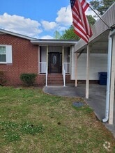 Building Photo - 355 McCrae St