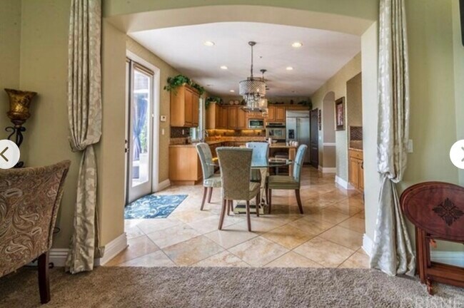 Building Photo - 21615 Medina Estates Dr