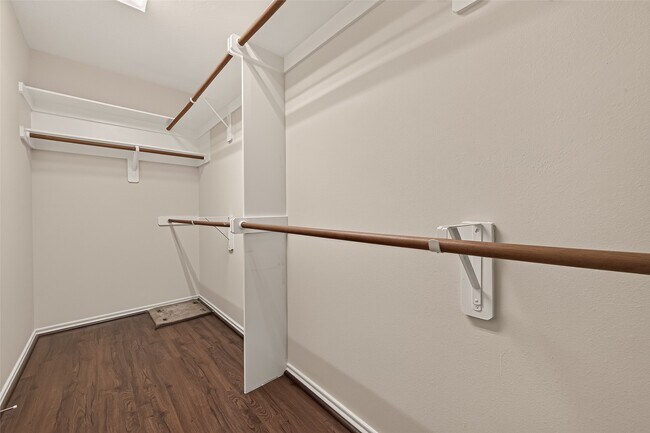 Building Photo - 5006 Juniper Walk Ln