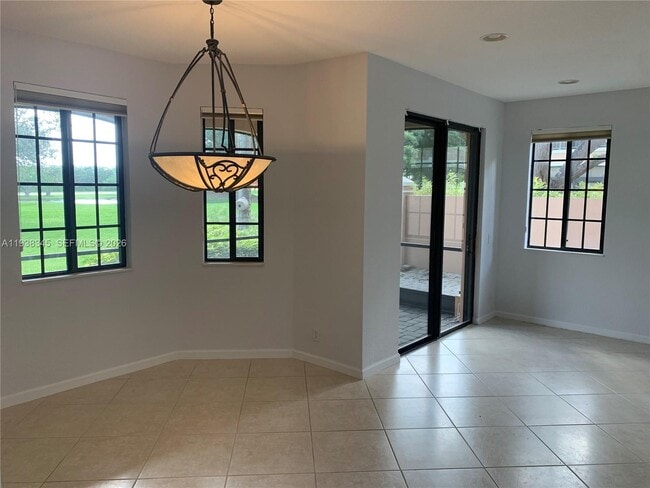 Building Photo - 2643 Center Ct Dr