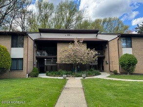 Building Photo - 22 Amberly Dr