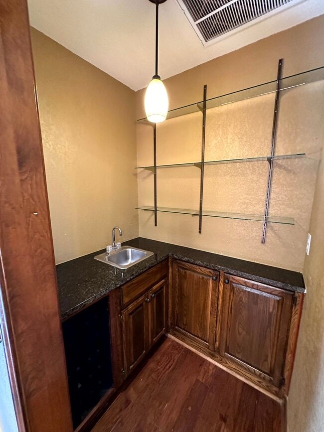 Building Photo - 6461 Firestone Pkwy