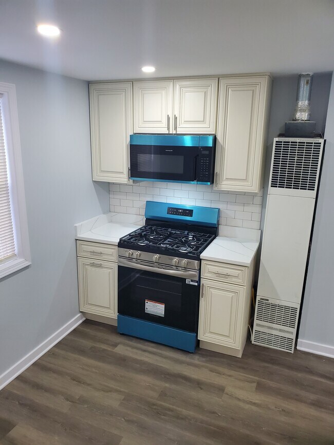 Building Photo - 3118 N Central Park Ave