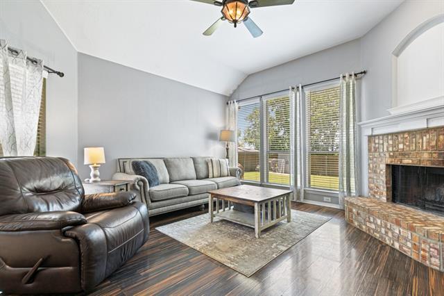 Building Photo - 2421 Teagle Dr