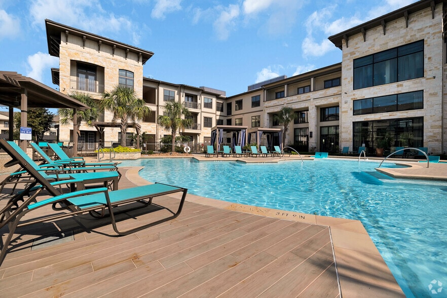 Primary Photo - ELEVATE Spring Crossing