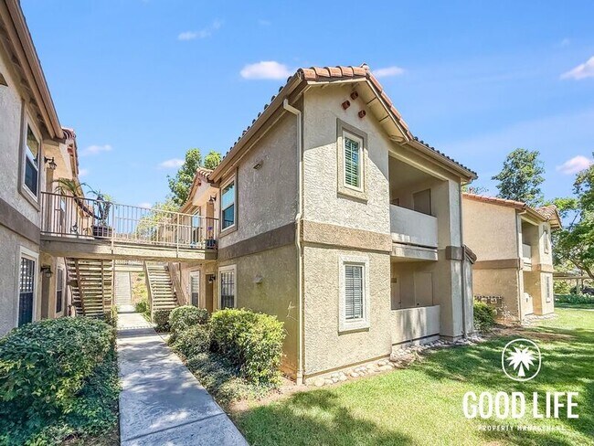 Building Photo - 10303 Azuaga St