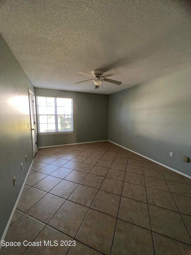 Building Photo - 7230 US-1