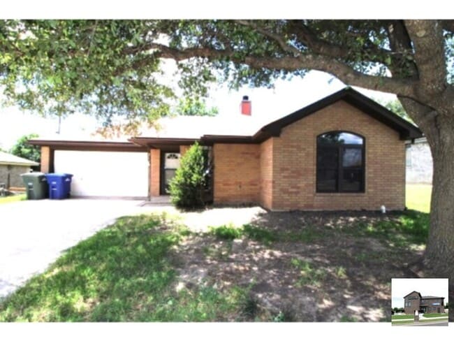 Primary Photo - 213 Bronc Dr