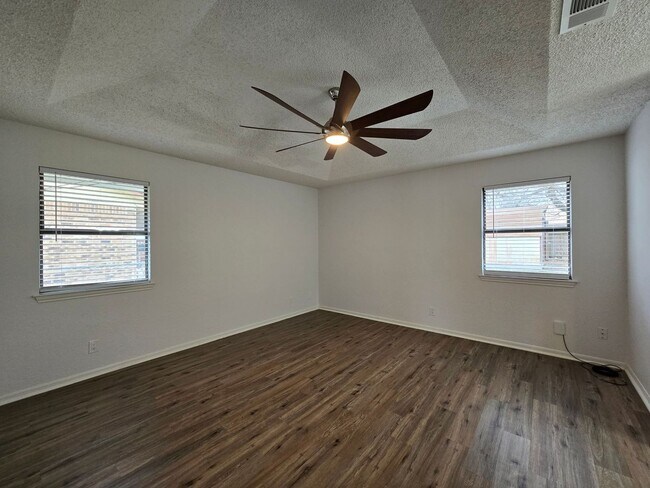 Building Photo - COMING SOON!