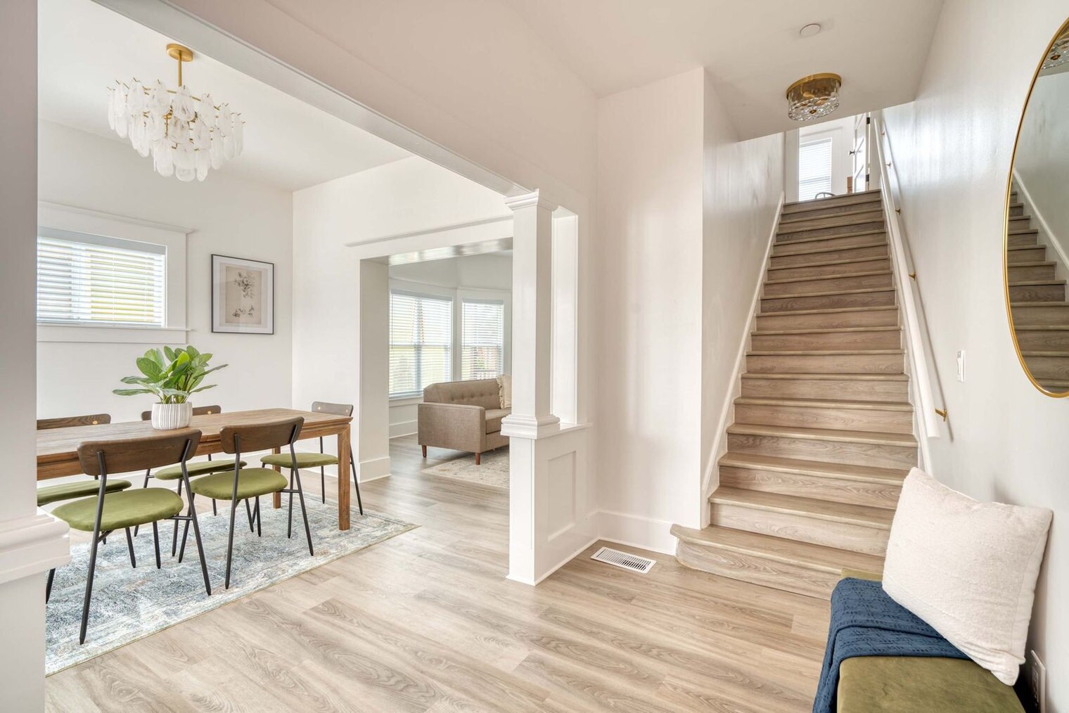 Building Photo - 315-317 Northeast Beech Street-SI ID1309843P