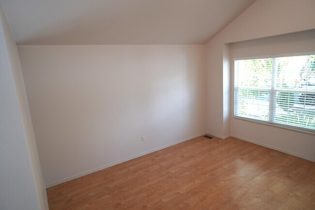 Building Photo - 7527 W Lamplighter St