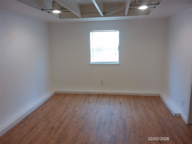 Building Photo - 4619 Ave S