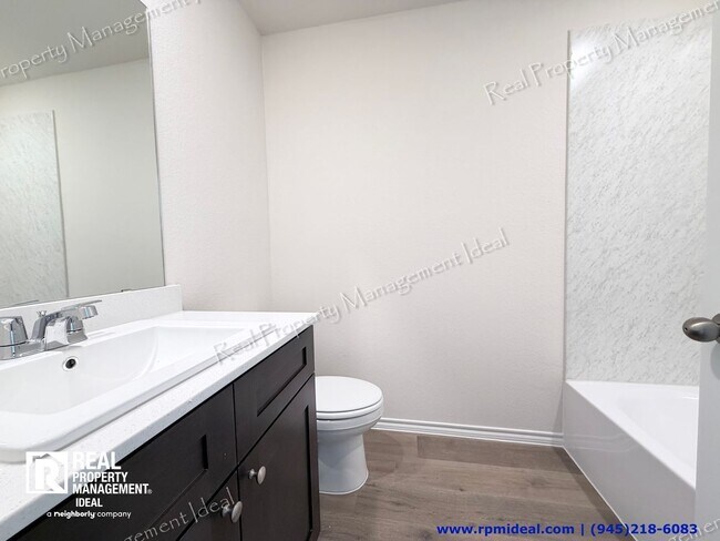 Building Photo - 621 Dunhill Rd