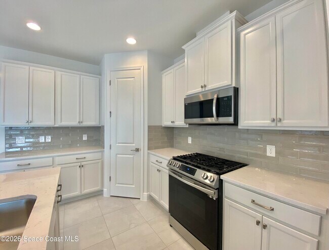 Building Photo - 3155 Blazing Star Dr