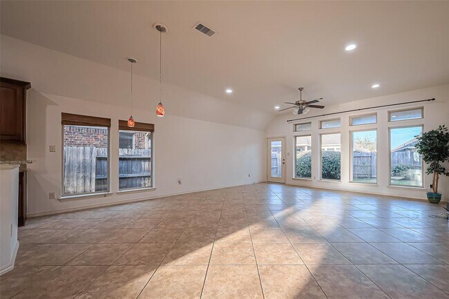 Building Photo - 6010 Le Moyne Pass Ln