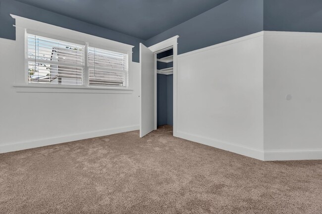 Building Photo - 1501 Revere Ave