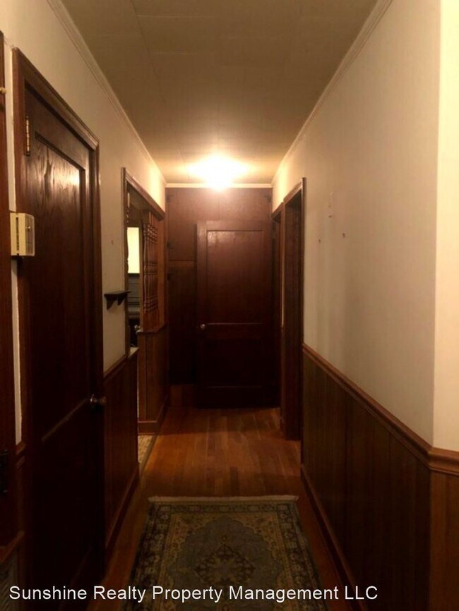 Building Photo - 3 br, 1 bath House - 1913 S Highway 119