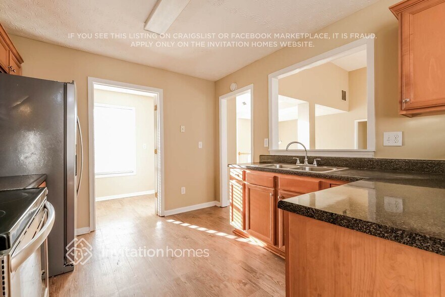 Building Photo - 2600 Santa Fe Ct SE