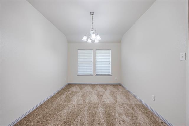 Building Photo - 8127 Robertson Dr