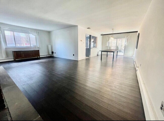 Building Photo - 1001 New York Ave