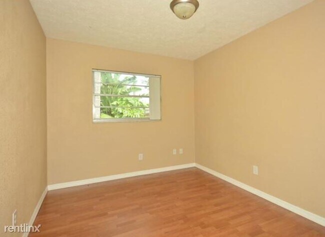 Building Photo - 4 br, 2 bath House - 114 Jeffrey Drive