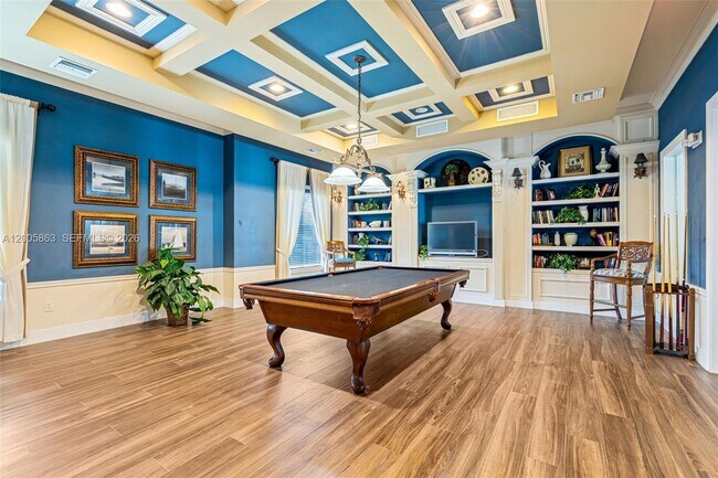 Building Photo - 6841 SW 44th St